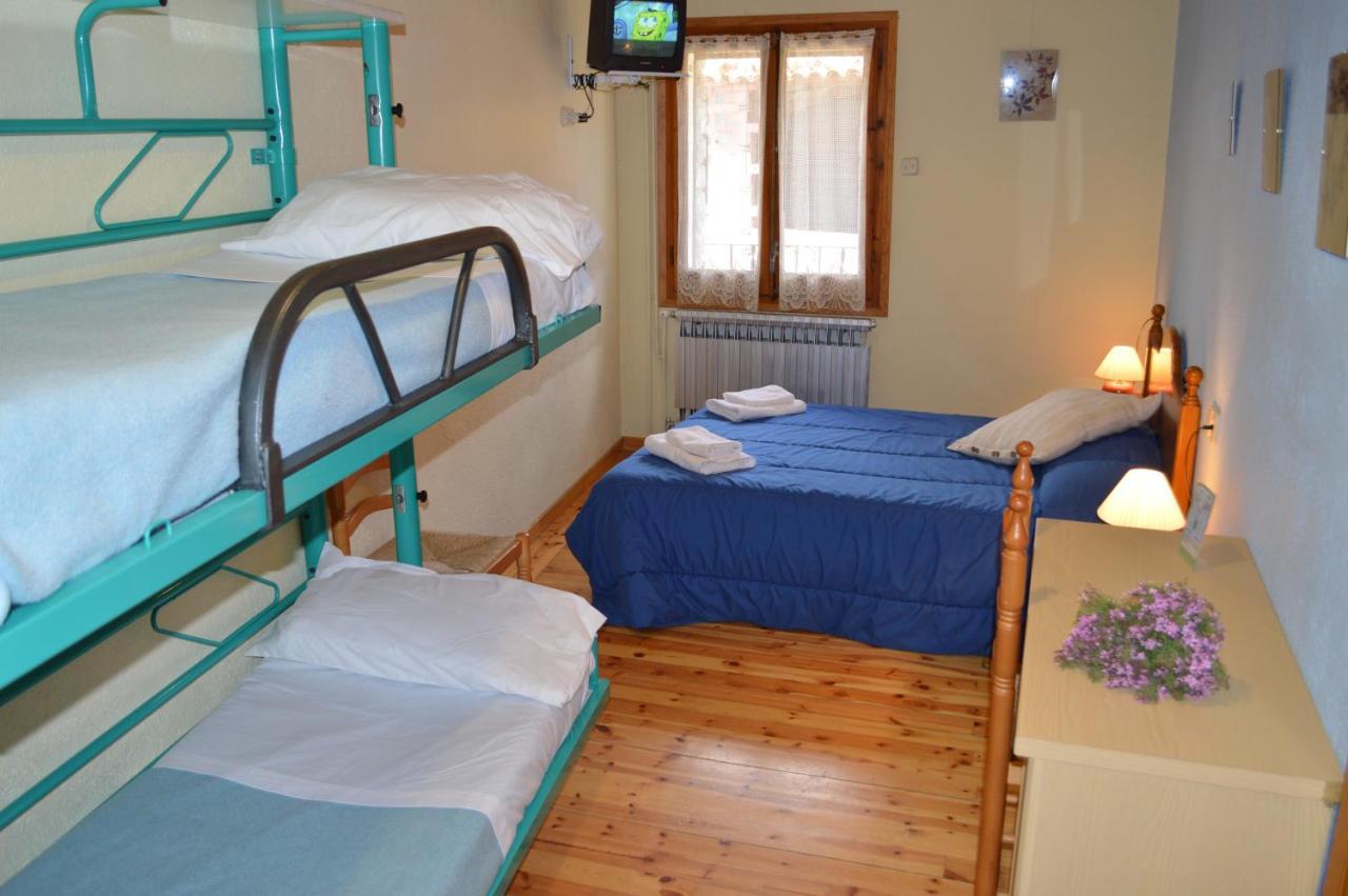 Hostal Pas De La Pera Aransá エクステリア 写真