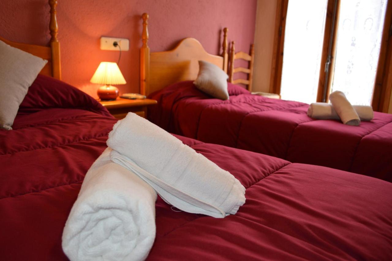 Hostal Pas De La Pera Aransá エクステリア 写真